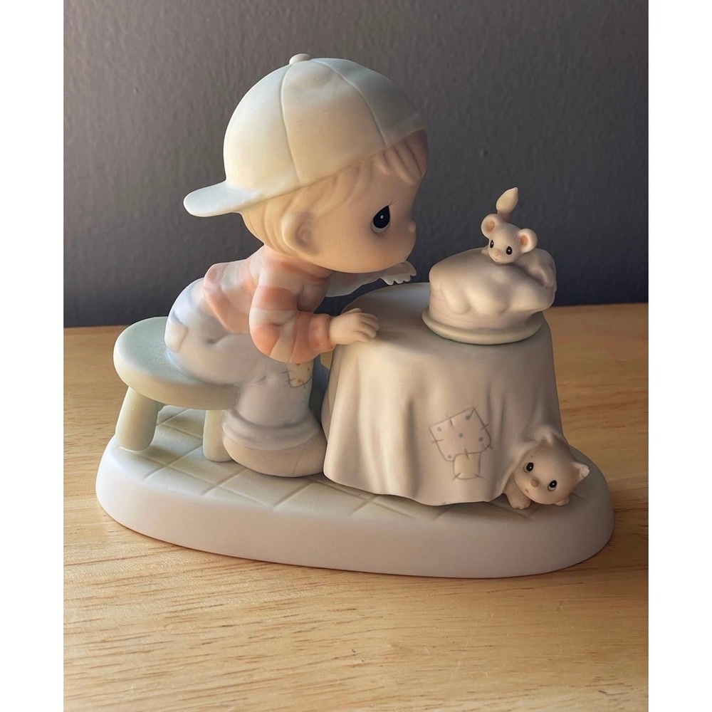 1997 Precious Moments Figurine "Well, Blow Me Down It's Yer Birthday" #325538